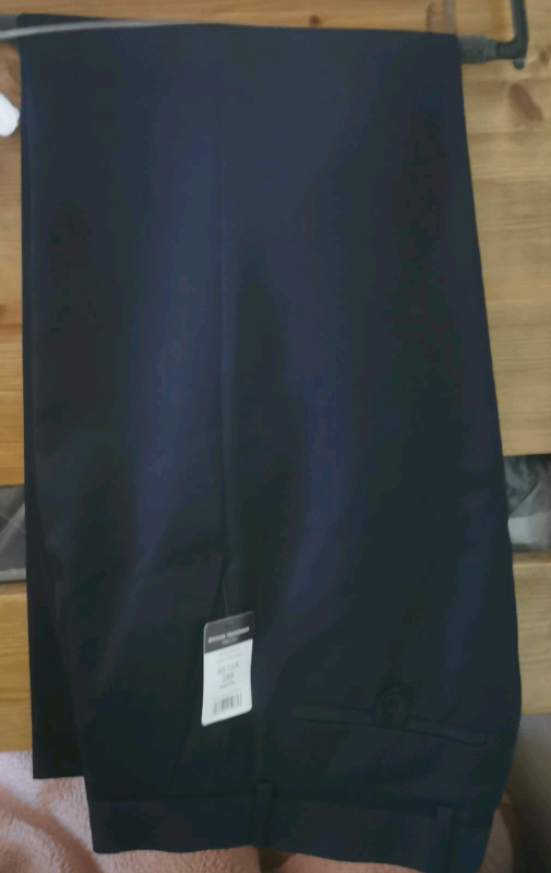 image for Brook Taverner Men's Navy Blue Delta Single Pleat Trousers 28R New