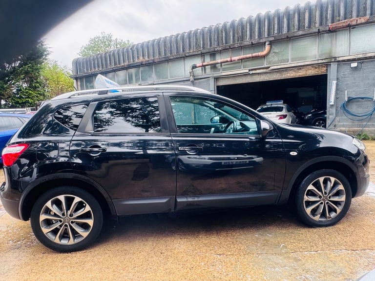 2011 Nissan Qashqai 1.5 dCi [110] Tekna 5dr HATCHBACK Diesel Manual
