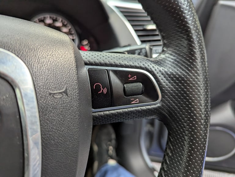 2009 Audi Q5 2.0 TDI Quattro S Line 5dr S Tronic ESTATE Diesel Automatic