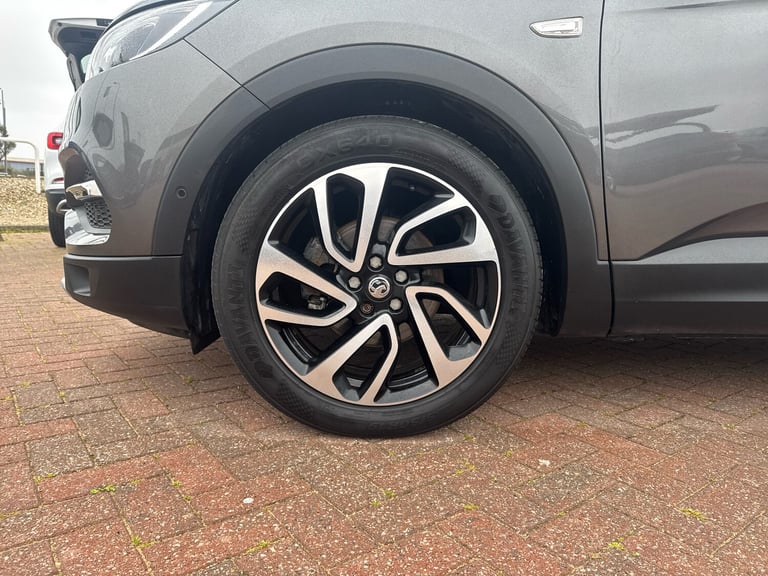 2019 Vauxhall Grandland X 1.5 Turbo D Elite Nav 5dr HATCHBACK DIESEL Manual
