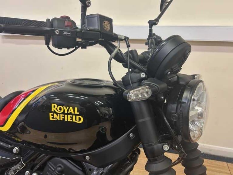 ROYAL ENFIELD GUERRILLA 450  **1460mls**