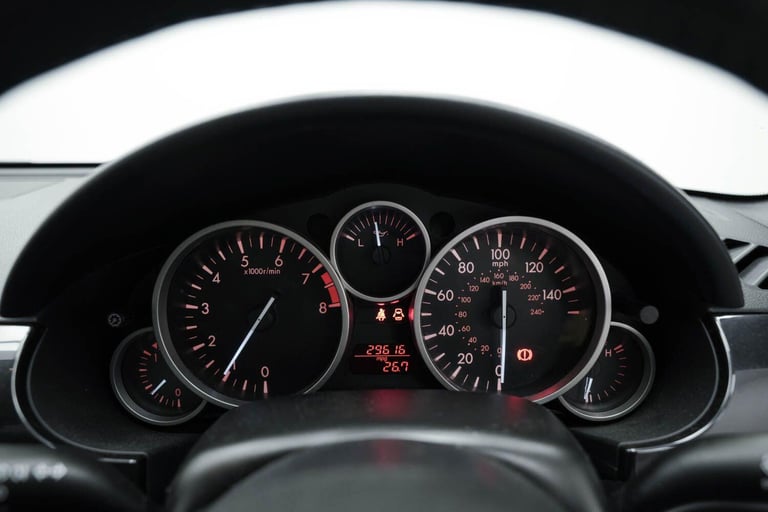 2014 Mazda MX-5 2.0i Sport Tech 2dr CONVERTIBLE PETROL Manual