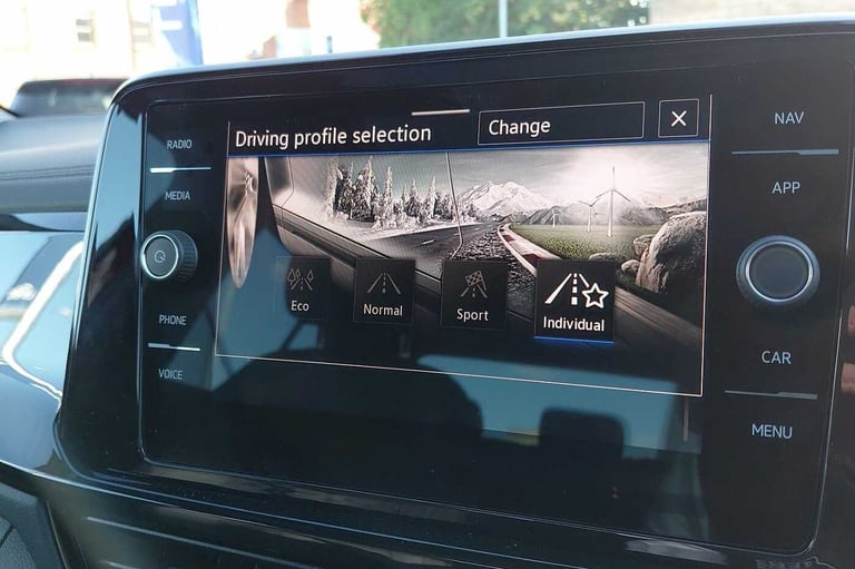 2025 Volkswagen T-Roc 1.5 TSI Black Edition Plus 5dr DSG SUV Petrol Automatic
