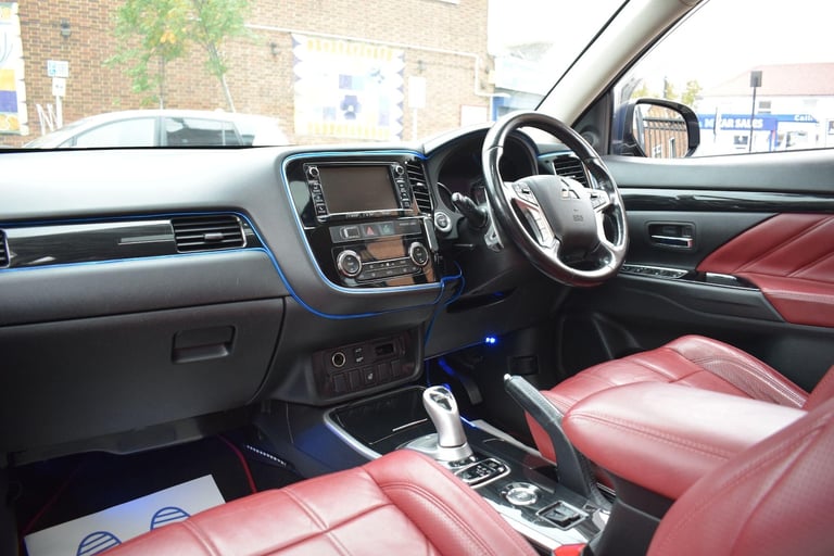 2016 Mitsubishi Outlander 2.0h 12kWh GX5h CVT 4WD Euro 6 (s/s) 5dr ESTATE Petrol/Electric Hybrid ...