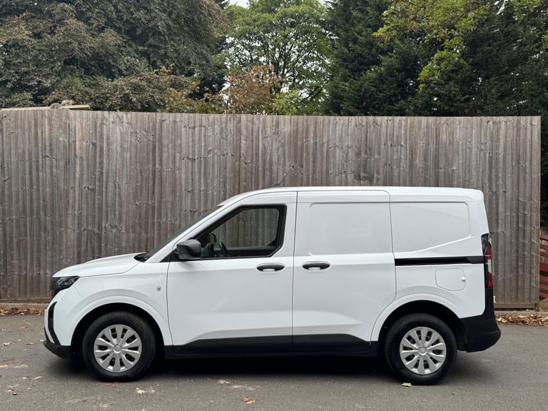 2024 Ford Transit Courier 1.5 EcoBlue Trend Van PANEL VAN DIESEL Manual