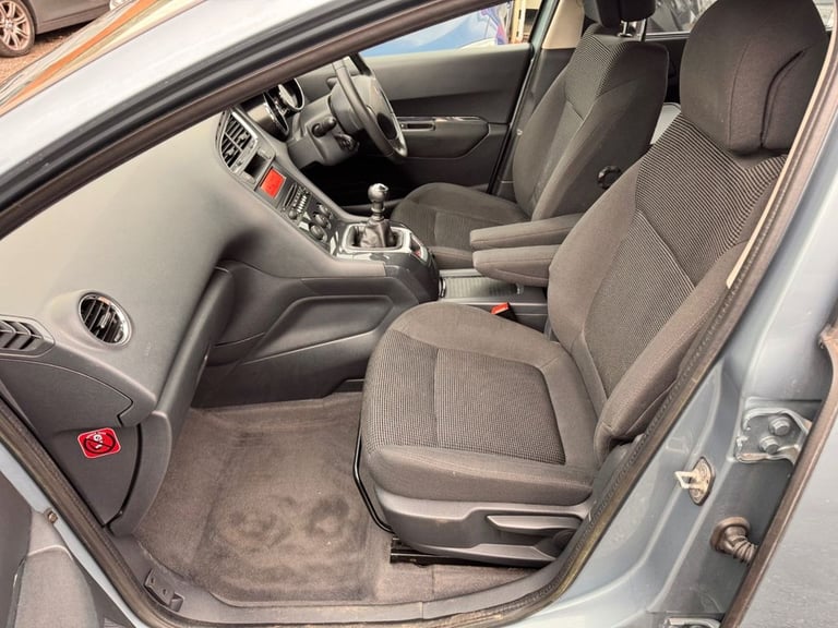 2012 Peugeot 5008 1.6 HDi Active MPV 5dr Diesel Manual Euro 5 (112 ps) MPV Diesel Manual
