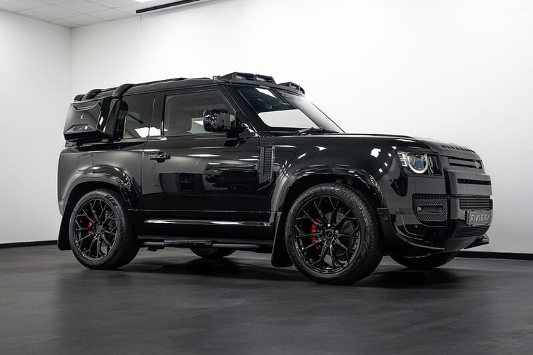 2024 Land Rover Defender 3.0 D250 X-Dynamic HSE 90 3dr Auto ESTATE DIESEL Automatic