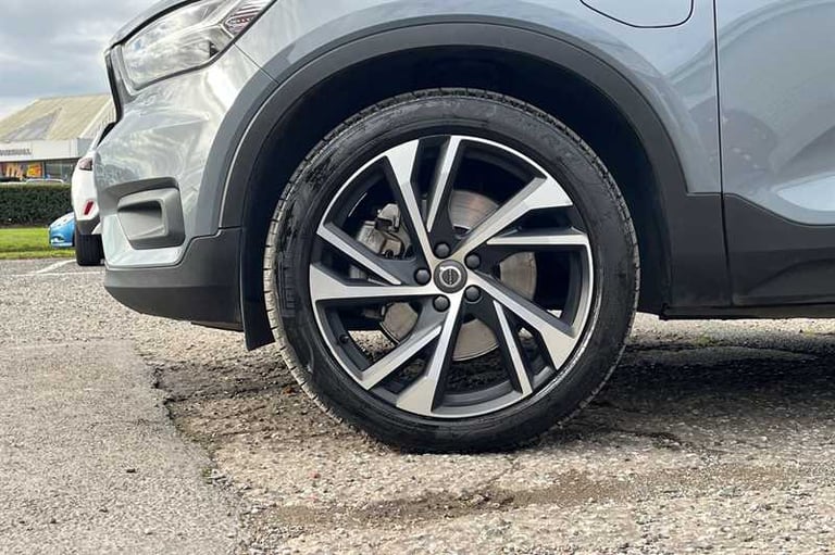 2020 Volvo XC40 1.5h T5 Twin Engine Recharge 10.7kWh R-Design Pro SUV 5dr Petrol Plug-in Hy SUV H...