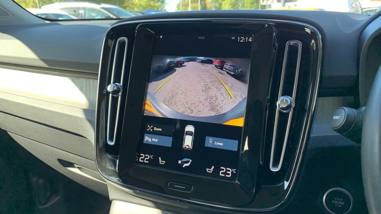 2022 Volvo XC40 1.5h T5 Recharge 10.7kWh Ultimate Bright SUV 5dr Petrol Plug-in Hybrid Auto SUV H...