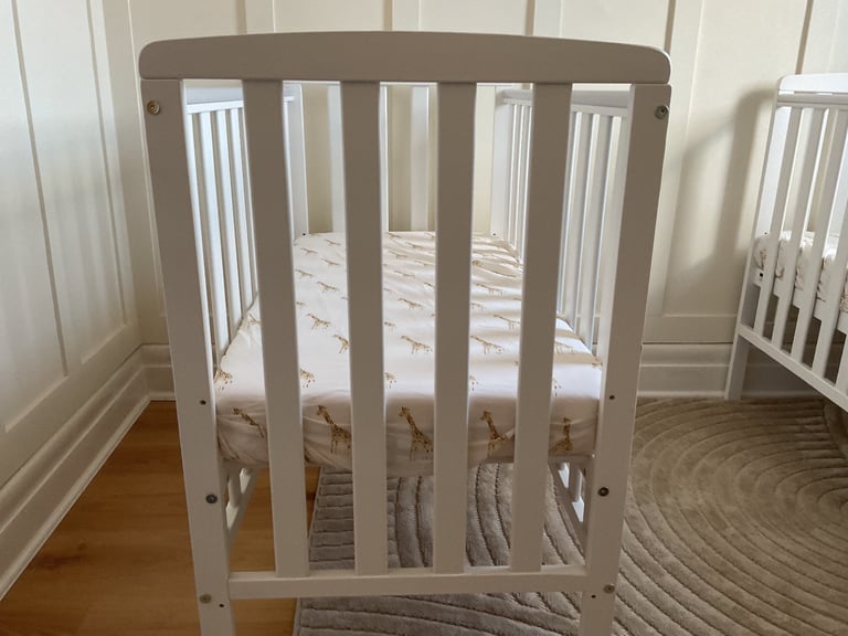 Baby cots with mattress 