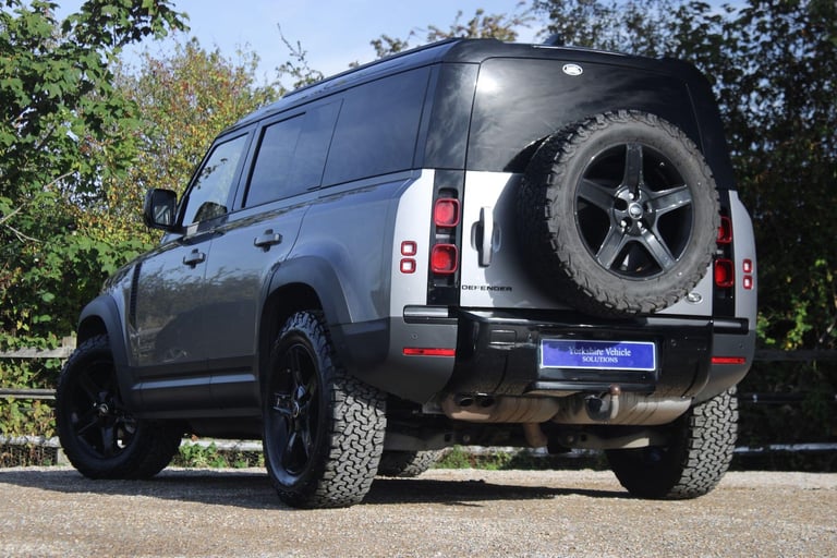 2021 Land Rover Defender 110 3.0 D250 MHEV SE Hard Top SUV Auto 4WD MWB Euro 6 (s/s) 5dr PANEL VA...