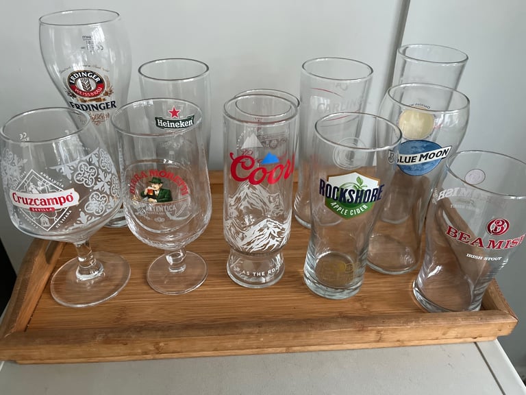Pint glasses for sale 