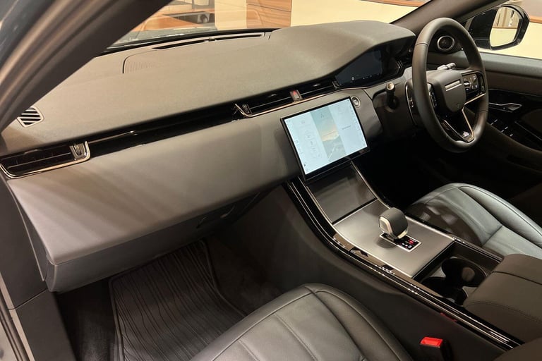 2025 Land Rover Range Rover Evoque 2.0 D200 Dynamic SE 5dr Auto ESTATE DIESEL Automatic