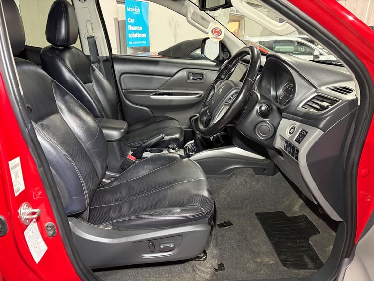 2018 Mitsubishi L200 Double Cab DI-D 178 Warrior 4WD PICK UP DIESEL Manual