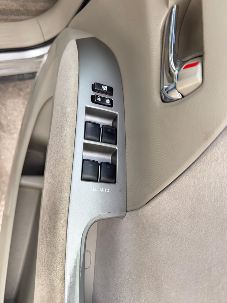 2009 Toyota Estima 2.4 E-FOUR X MPV Petrol/Electric Hybrid Automatic