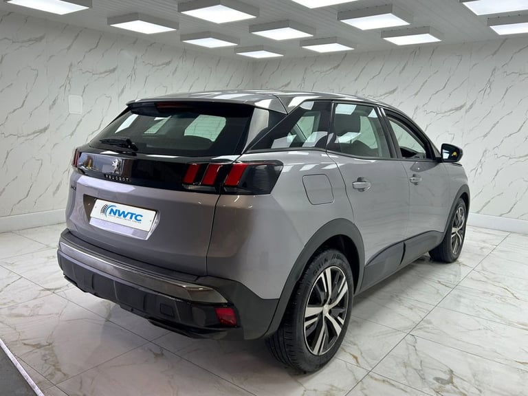 2018 Peugeot 3008 1.2 PureTech Active SUV 5dr Petrol Manual Euro 6 (s/s) (130 ps) F/S/H!! 2 F HAT...