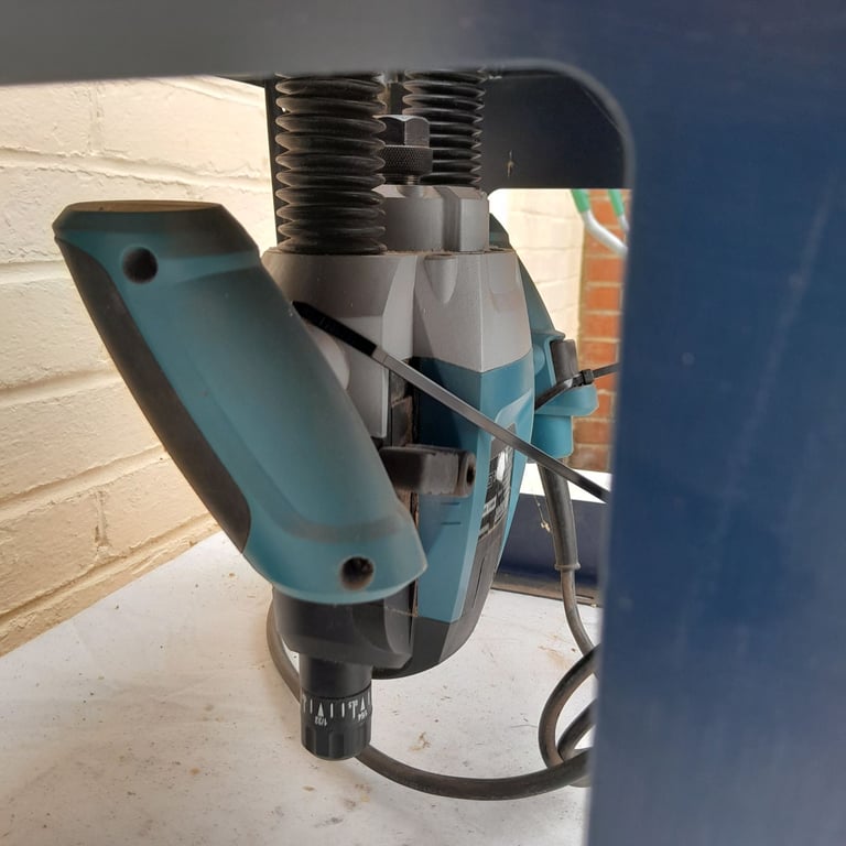 Erbauer 2100W Router & Table