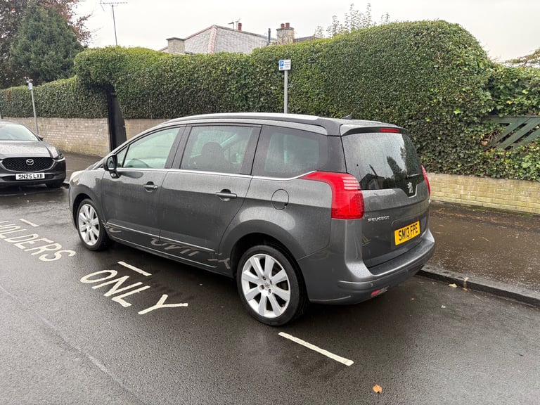 7 SEATER PEUGEOT 5008 Mot March 2006 1.6 diesel LEZ compliant 95000 miles