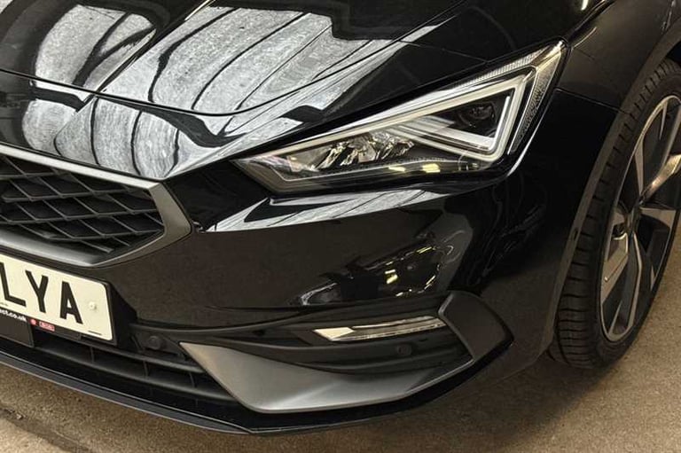 2021 SEAT Leon 1.5 TSI EVO FR Sport 5dr HATCHBACK PETROL Manual