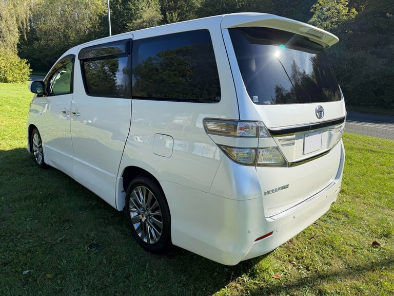 2012 TOYOTA VELLFIRE, WHITE,Golden Eyes 2, 2.4ltr. 7 Seater, Twin Sun roofs, 