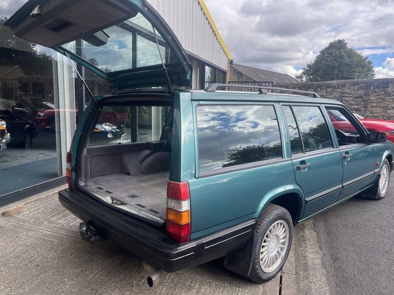 1994 Volvo 940 Wentworth 5dr ESTATE Petrol Manual