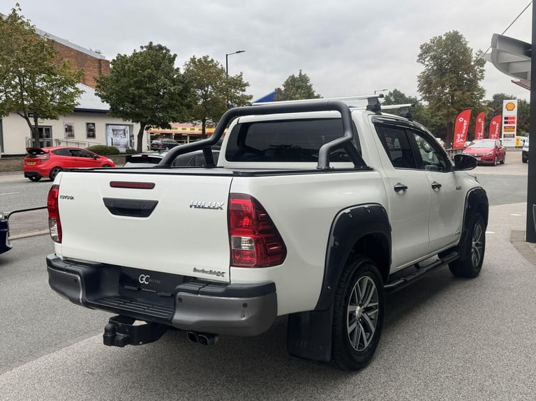2020 Toyota Hilux 2.4 D-4D Invincible X Auto 4WD Euro 6 (s/s) 4dr (TSS) PICK UP Diesel Automatic