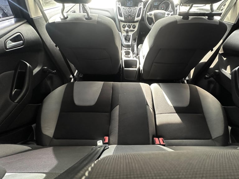  Ford Focus 1.0T EcoBoost Zetec Euro 5 (s/s) 5dr Petrol Manual