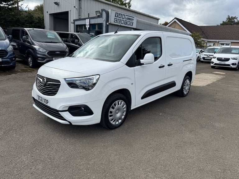 2021 Vauxhall Combo 1.5 Turbo D 2300 Sportive Panel Van 6dr Diesel Manual L2 H1 Euro 6 (100 ps) P...