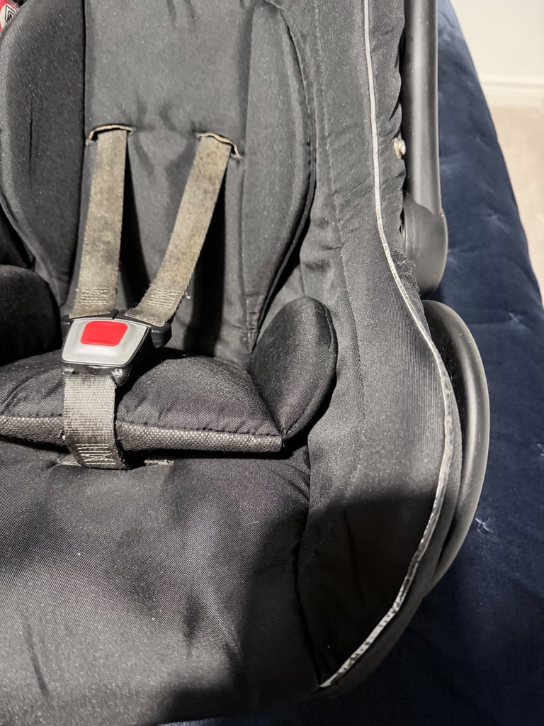 Venicci baby car seat 