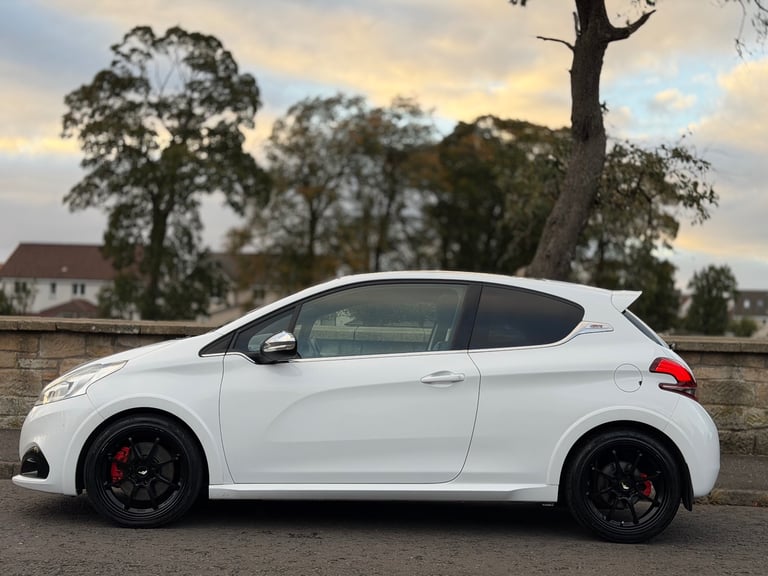 image for 208 GTi Prestige | 1 Year MOT | FSH | Clean 
