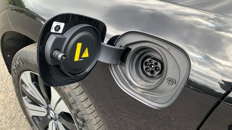 2023 Volvo XC60 2.0h T6 Recharge 18.8kWh Plus SUV 5dr Petrol Plug-in Hybrid Auto AWD Euro 6 ESTAT...