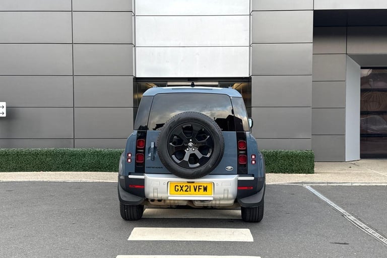 2021 Land Rover Defender 110 3.0 D250 MHEV S Hard Top SUV 5dr Diesel Auto 4WD MWB Euro 6 (s/s) (2...