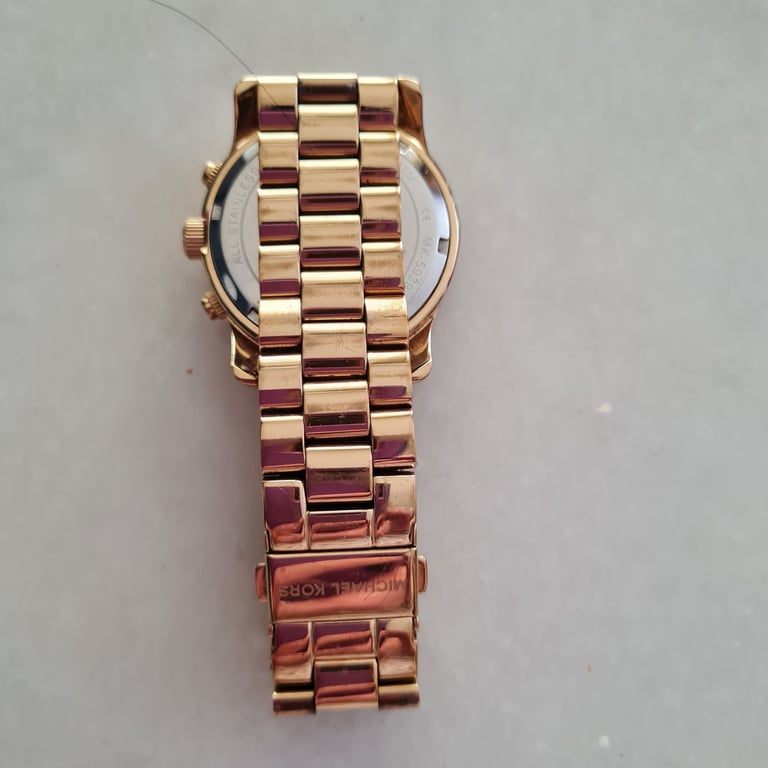 Beautiful MICHAEL KORS WATCH 