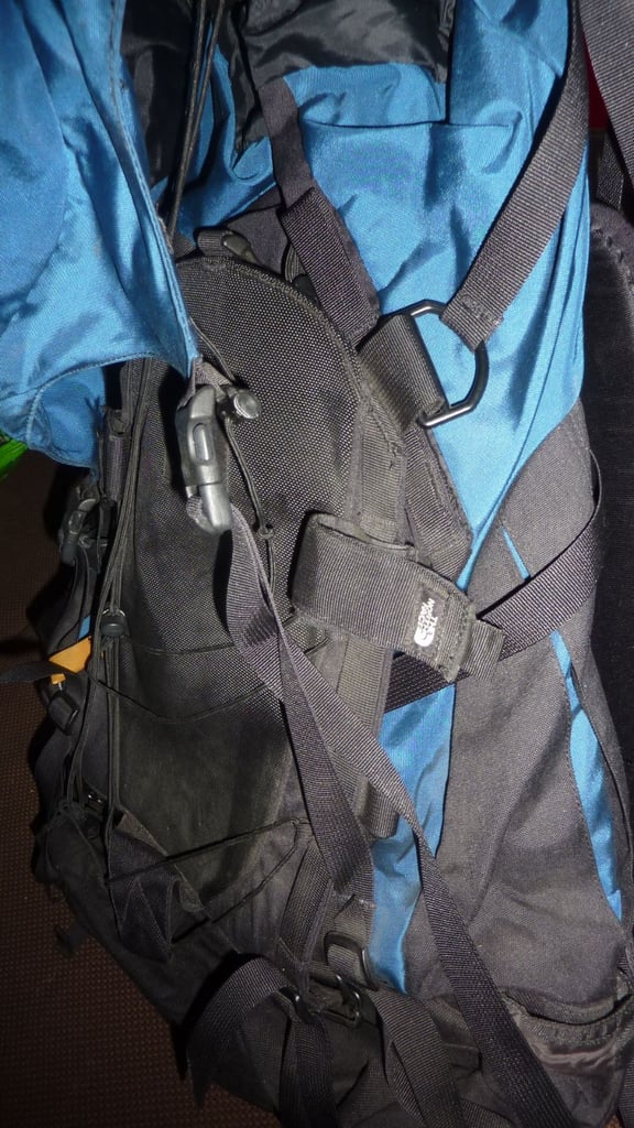 NORTH FACE Hiking Backpack Mule Bag Large Vigor BLACK BLUE Spacious Camping Excellent Back Pack!