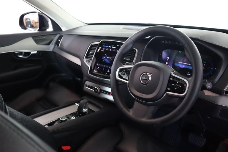 2022 Volvo XC90 2.0h T8 Recharge 18.8kWh Plus Auto 4WD Euro 6 (s/s) 5dr ESTATE PETROL/ELECTRIC Au...