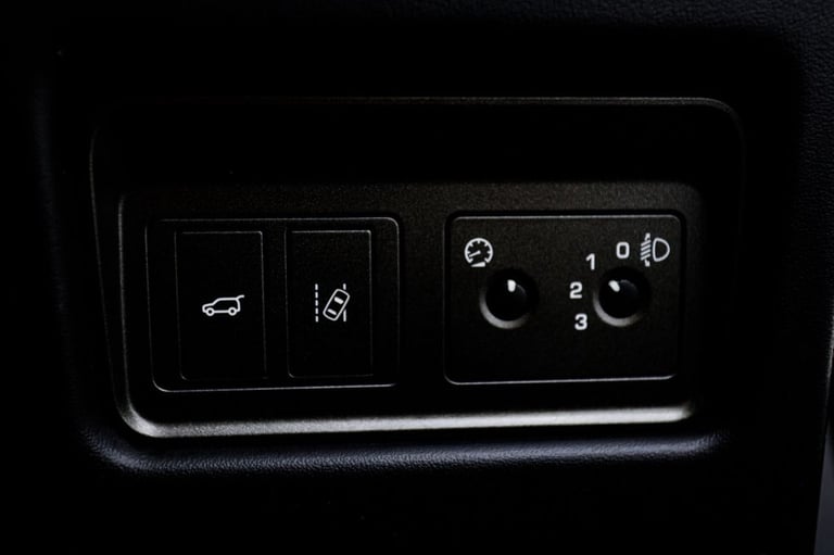 2018 Land Rover Range Rover Evoque 2.0 TD4 SE 5dr ESTATE DIESEL Manual