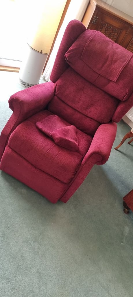 Free Riser Recliner chair