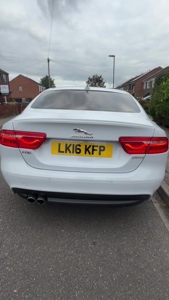 Jaguar, XE, Saloon, 2016, Manual, 1999 (cc), 4 doors