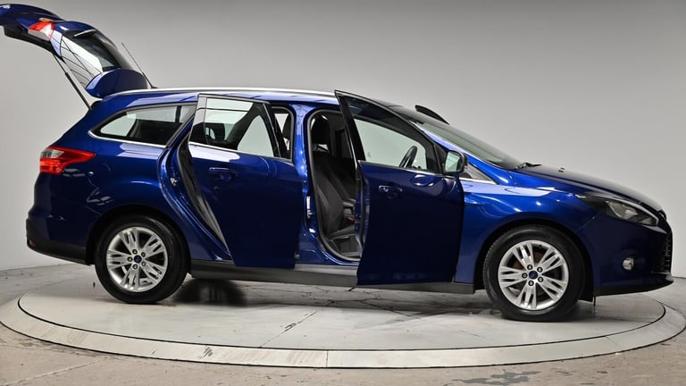 2013 Ford Focus 1.6 Titanium Navigator Powershift Euro 5 5dr ESTATE Petrol Automatic