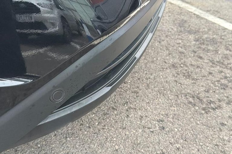 2025 Ford Tourneo Custom 2.5 PHEV 232ps H1 Zetec 8 seater Auto MPV PETROL/ELECTRIC Automatic