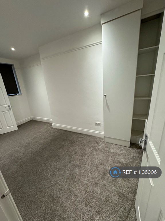1 bedroom house in Penny Lane, Liverpool, L18 (1 bed) (#1106006)