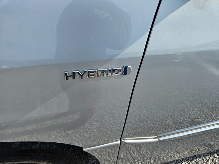 2019 Toyota Estima hybrid grade 4 carplay