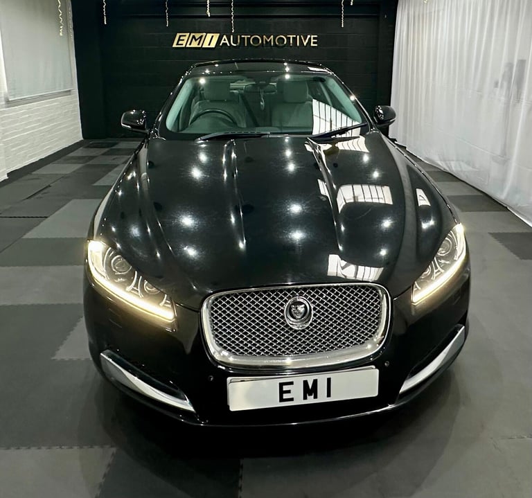 2012 Jaguar XF 2.2d Luxury 4dr Auto SALOON DIESEL Automatic