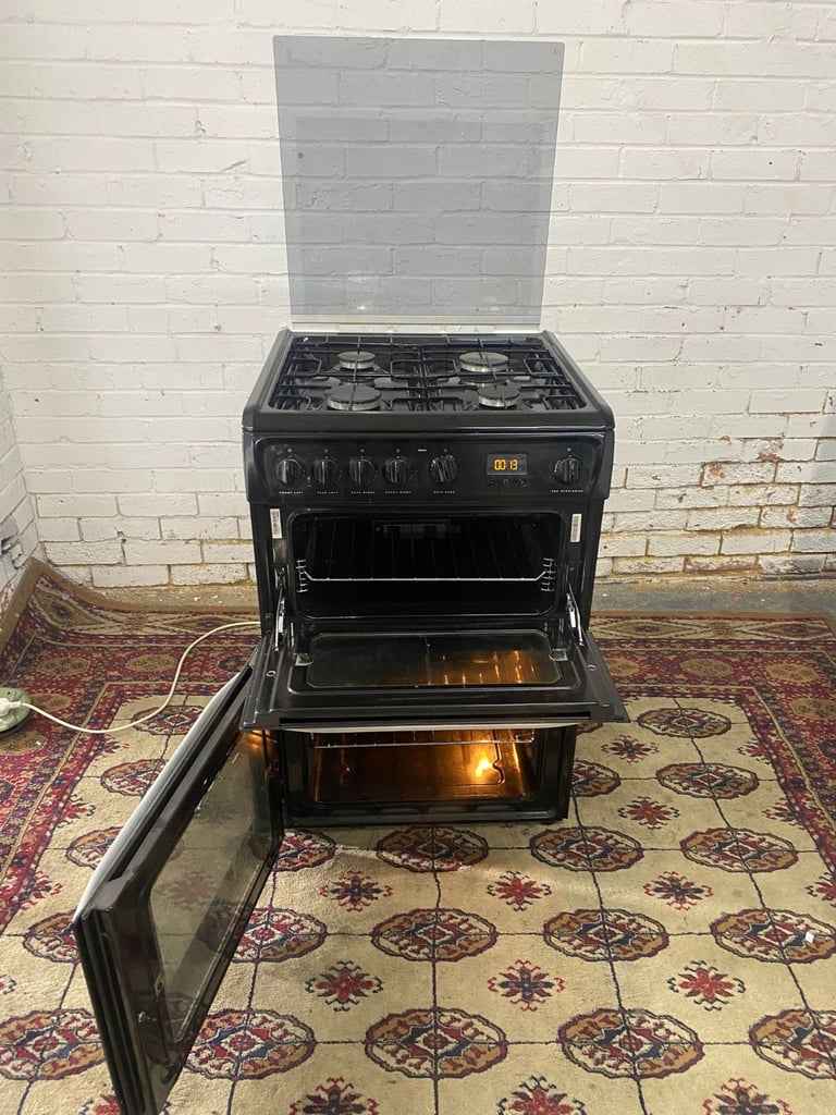 HotPoint Black 60CM Gas Cooker With Oven/Grill For Sale 