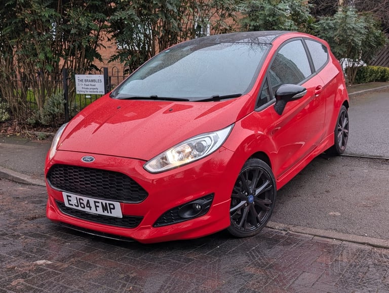 2014 Ford Fiesta 1.0 EcoBoost 140 Zetec S Red 3dr HATCHBACK Petrol Manual