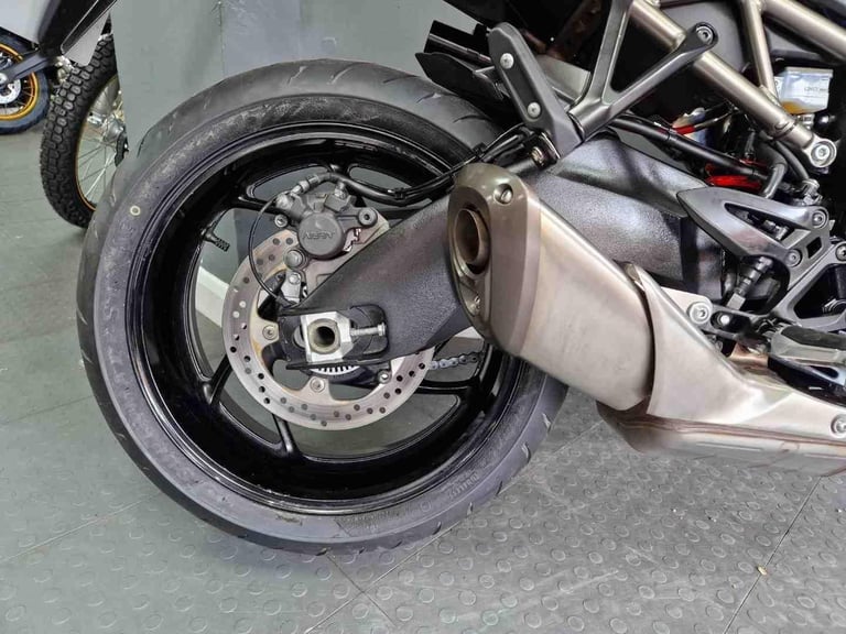 2022 Suzuki GSXS-1000 GT
