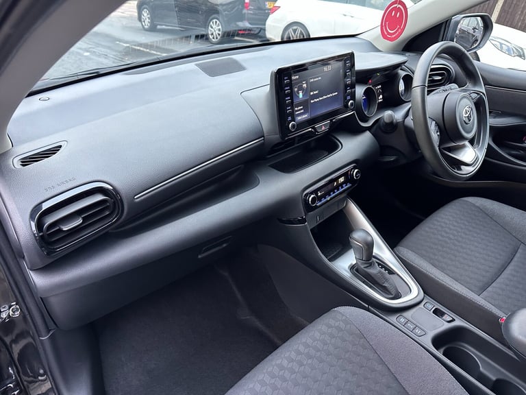 2022 Toyota Yaris 1.5 Hybrid Design 5dr CVT HATCHBACK Petrol/Electric Hybrid Automatic