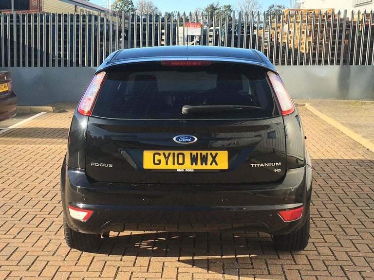 2010 Ford Focus 1.6 Titanium 5dr HATCHBACK Petrol Automatic