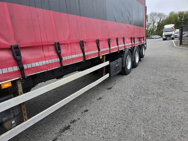 2016 Scania P320 Curtainsider