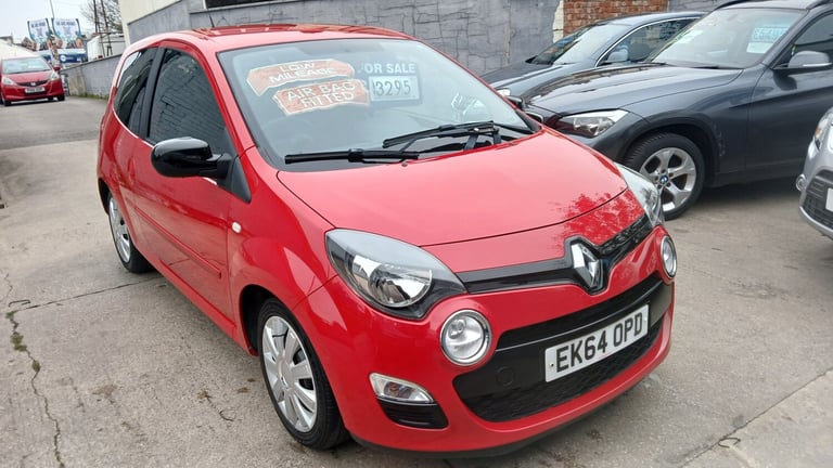 image for 2014 Renault Twingo 1.2 16V DYNAMIQUE 3DR 2014 64 REG £20 ROAD TAX  HATCHBACK Petrol Manual
